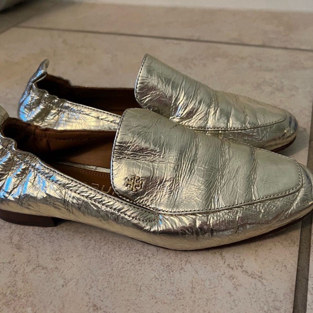 Tory Burch Silver Ballet Loafers Size 5.5